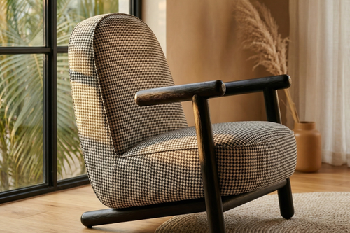 Luxury Czech accent chair Pune