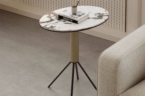 Side view of Chirmi end table 
