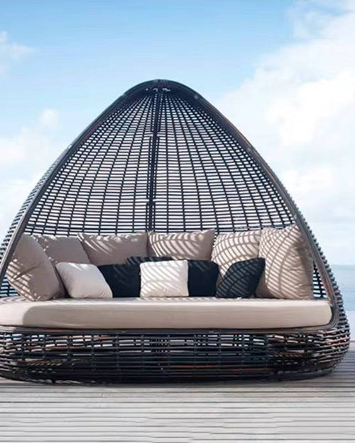 Full front profile of hawaii lounger