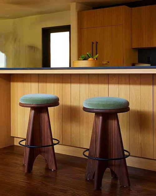 Jeyo Wooden Bar Stool