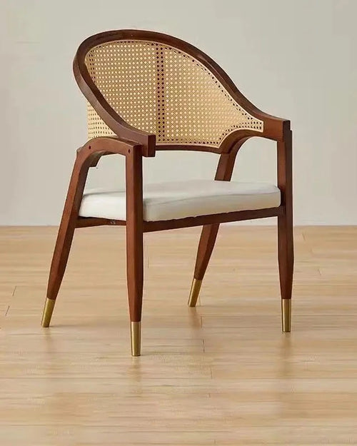 Detailed view of Juno rattan char
