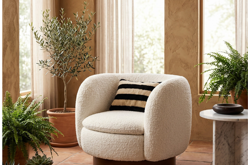 Labia Accent Chair