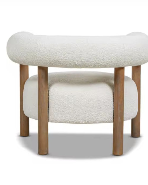 Black view of maki Lounge Chair