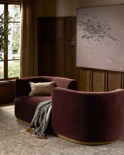 Nero Love Seat