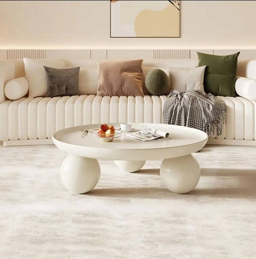 Stylish ball legged tiara center-piece table