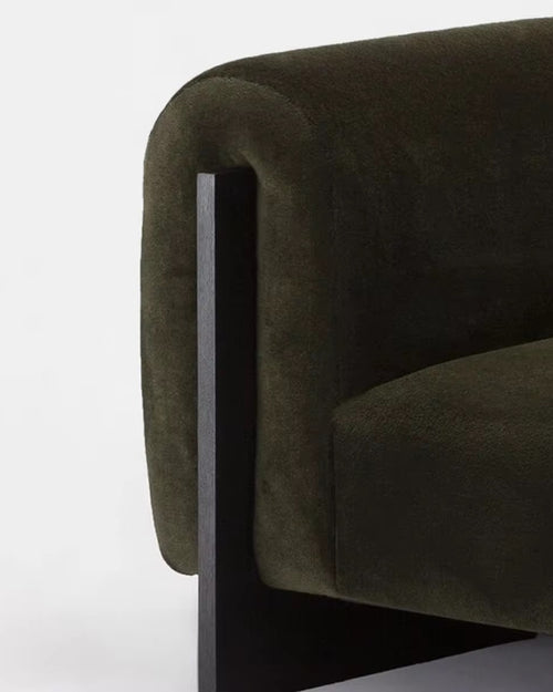 Detailed view of Vanta chair