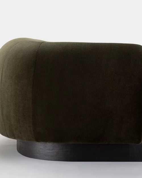 Back Profile of Vanta accent chair