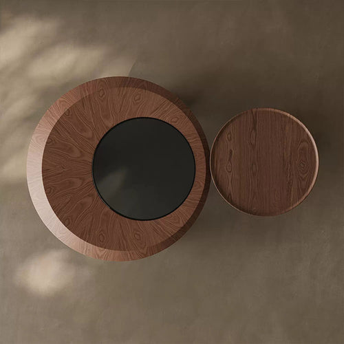 Top of Vasco round wooden accent table