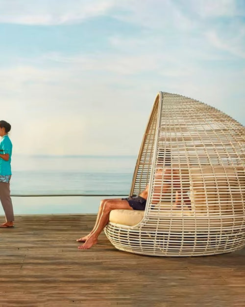 side view of hawaii lounge bed